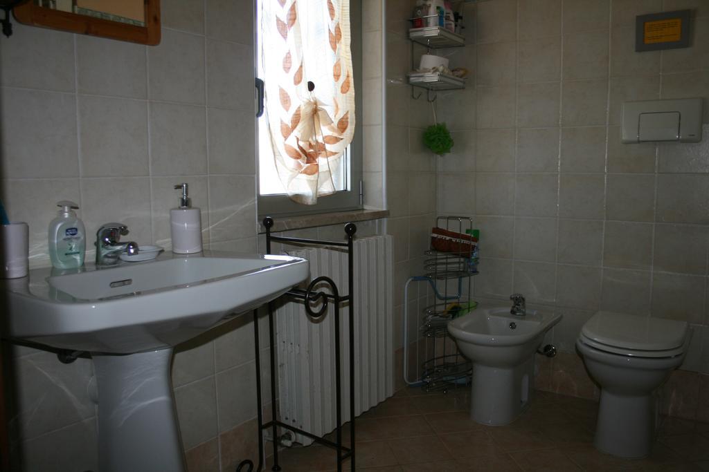 B&B Il Glicine Bedizzole Oda fotoğraf