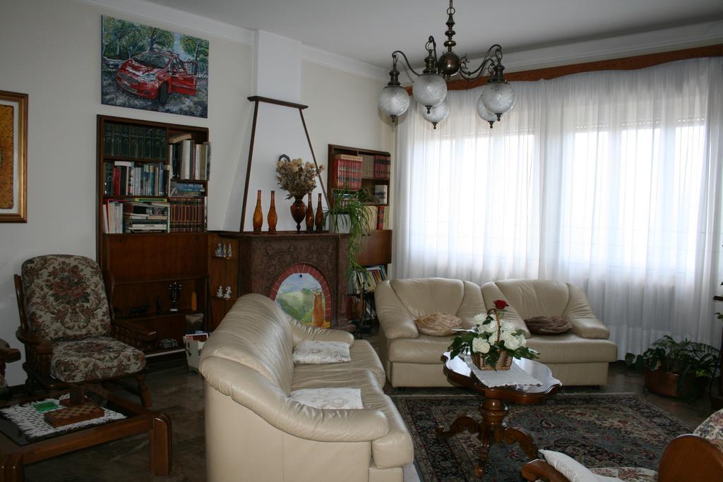 B&B Il Glicine Bedizzole Dış mekan fotoğraf